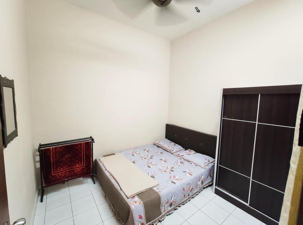 Homestay Selinsing Simpang Ampat Semanggol Extérieur photo